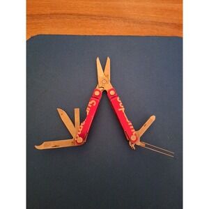 Leatherman Squirt PS4 Multitool Keychain Tool w/ Supreme Logo